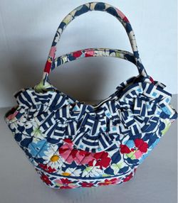 Vera Bradley floral handbag