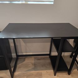 Computer Desk, Like New. Has Monitor Shelf Ad On 