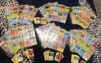 POKÉMON CARDS - Packs Of 100