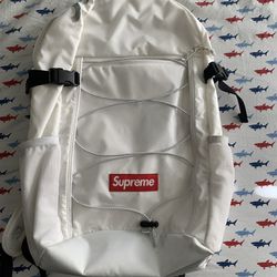 Supreme Backpack FW17 White No Tags Slightly Used
