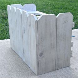 Custom Raised Dog Feeder