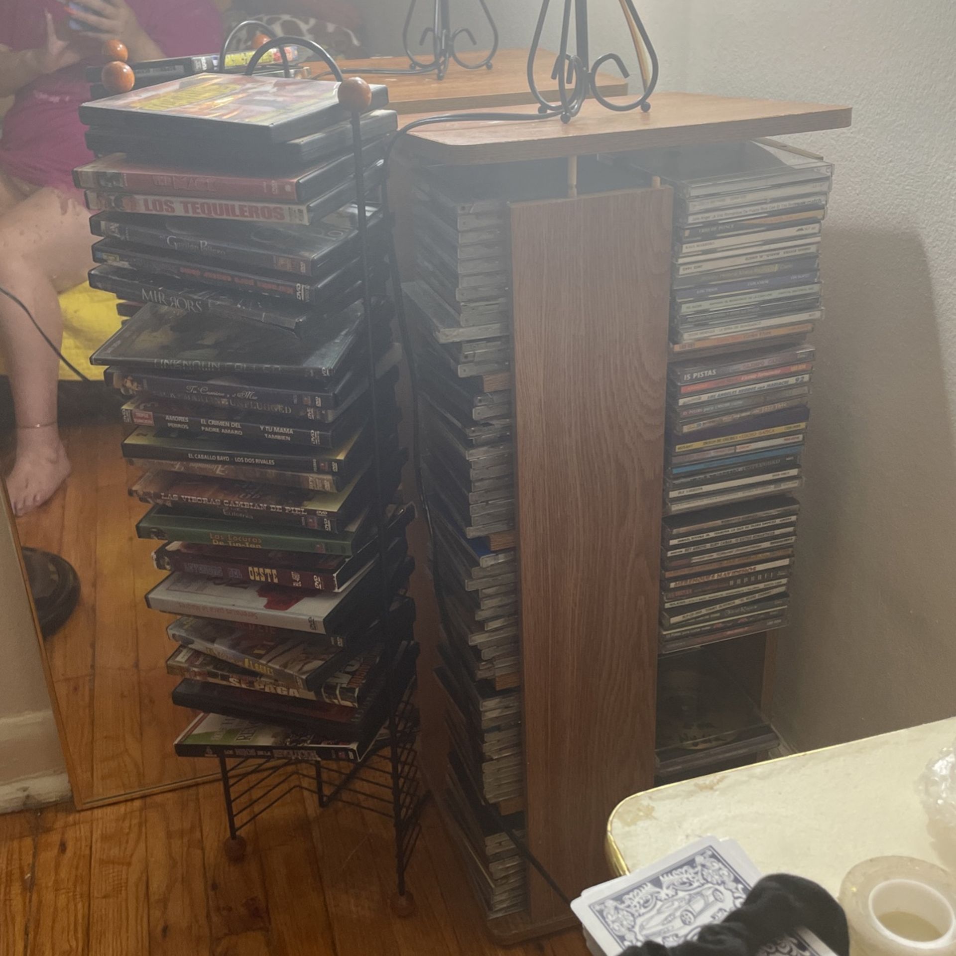 DVD Hold