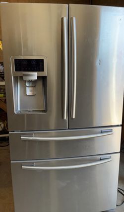 Samsung 4-Door Stainless Steel Fridge
