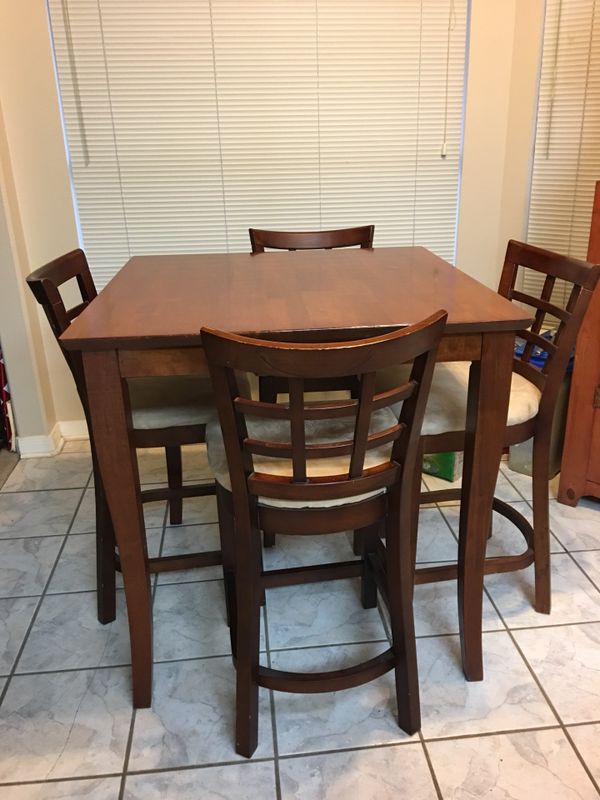 Square Wood Kitchen Dining Room Table Matching 4 Chairs Pending Square Wood Kitchen Dining Room Table Matching 4 Chairs Pending Pick Up For In San Antonio Tx Offerup