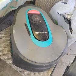 Gardena Robot Lawn Mowet