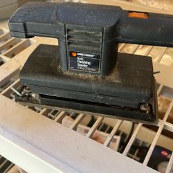 Black N Decker Finishing Sander