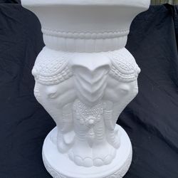 Round elephant Floor Table 