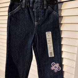 NWT Size 7 Jeans
