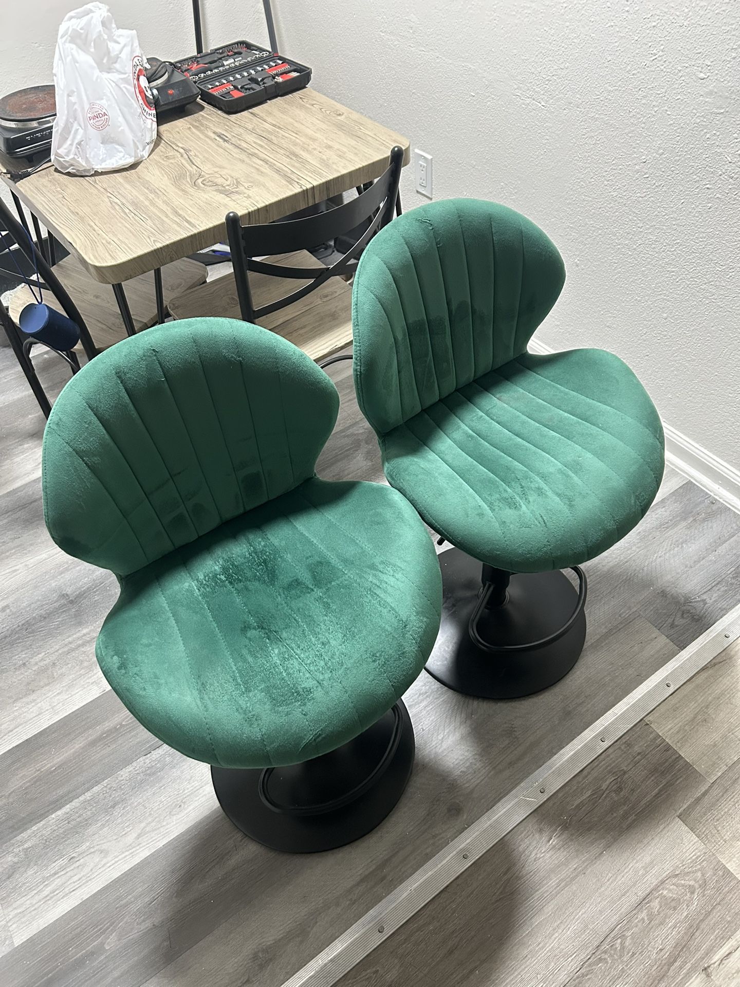 2 Adjustable Barstools