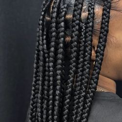 Knotless Braids 