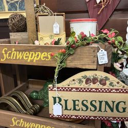 Strawberry Themed Decor & Kitchen Items