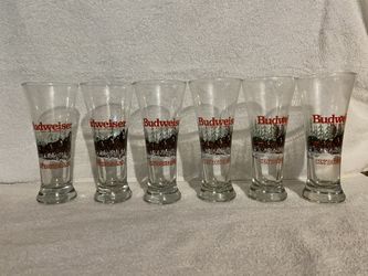 Vintage Budweiser Clydesdale Christmas beer glasses