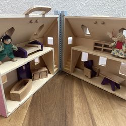 Melissa & Doug, Fold and Go Wooden Dollhouse With 2 Dolls and Wooden Furniture
