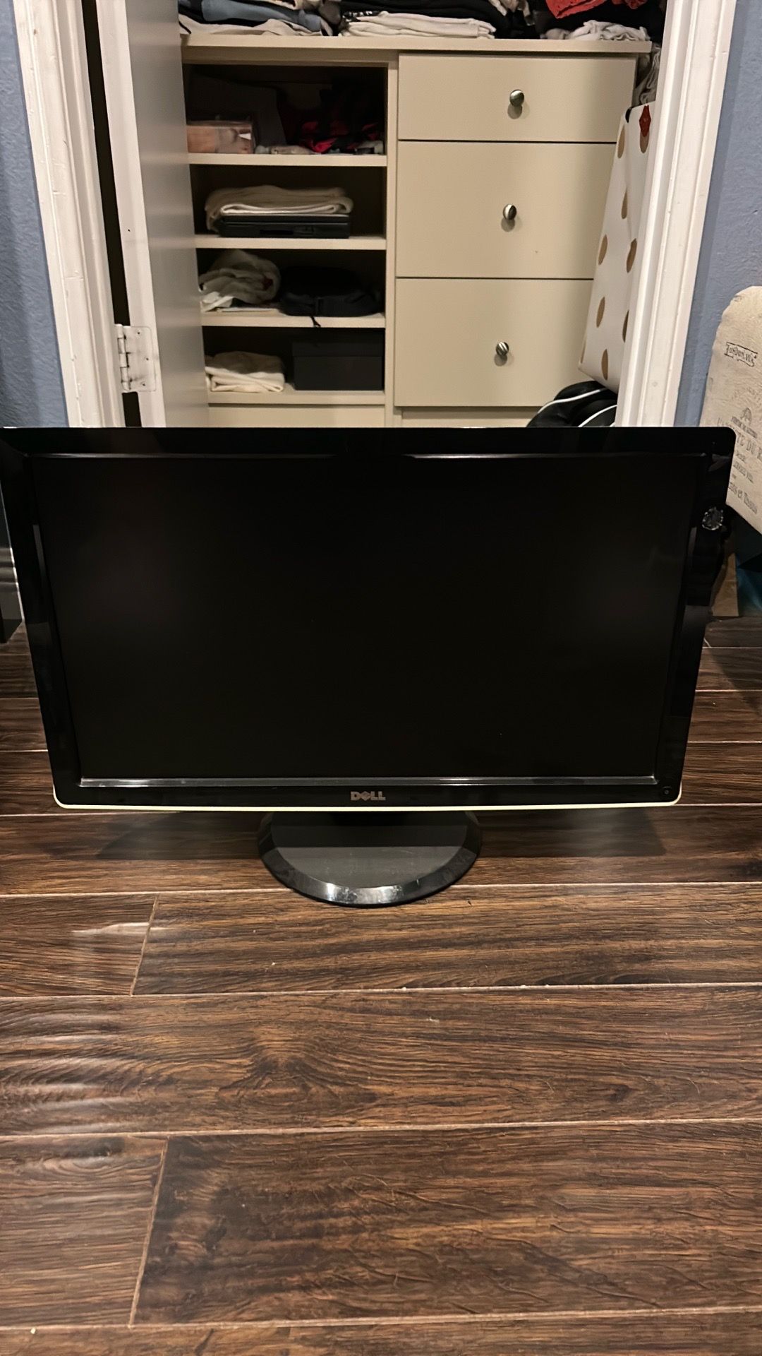 22” Dell Monitor with Stand