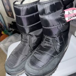 Snow Boots 