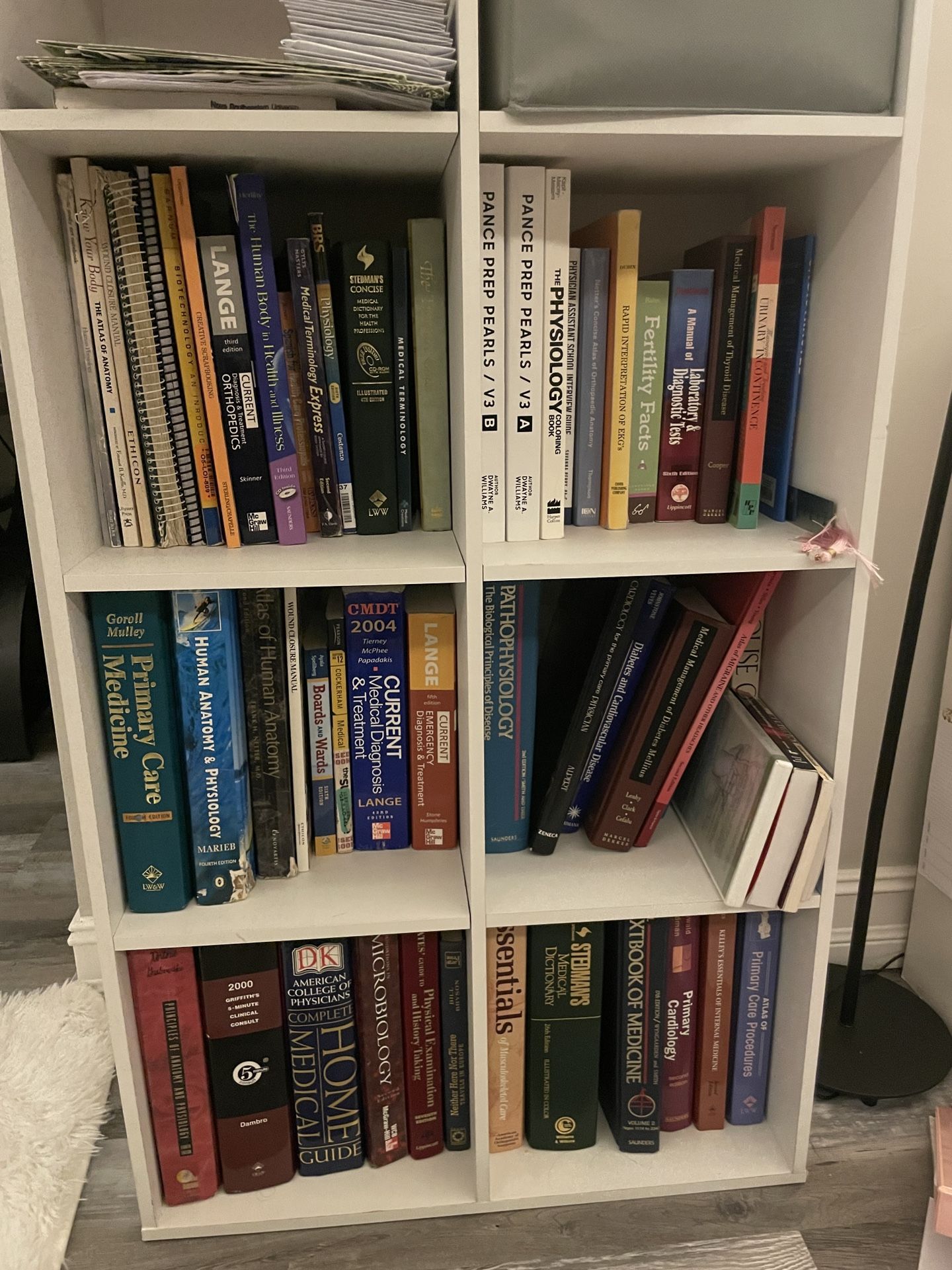 Medical Library Collection with over $3000 worth of books (Shipping Costs Included)