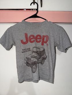 Grey Jeep graphic baby tee #graphictee #jeep