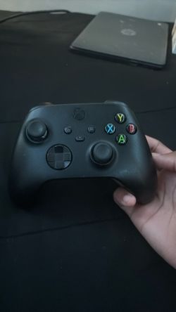 Black Xbox controller (stick drift)