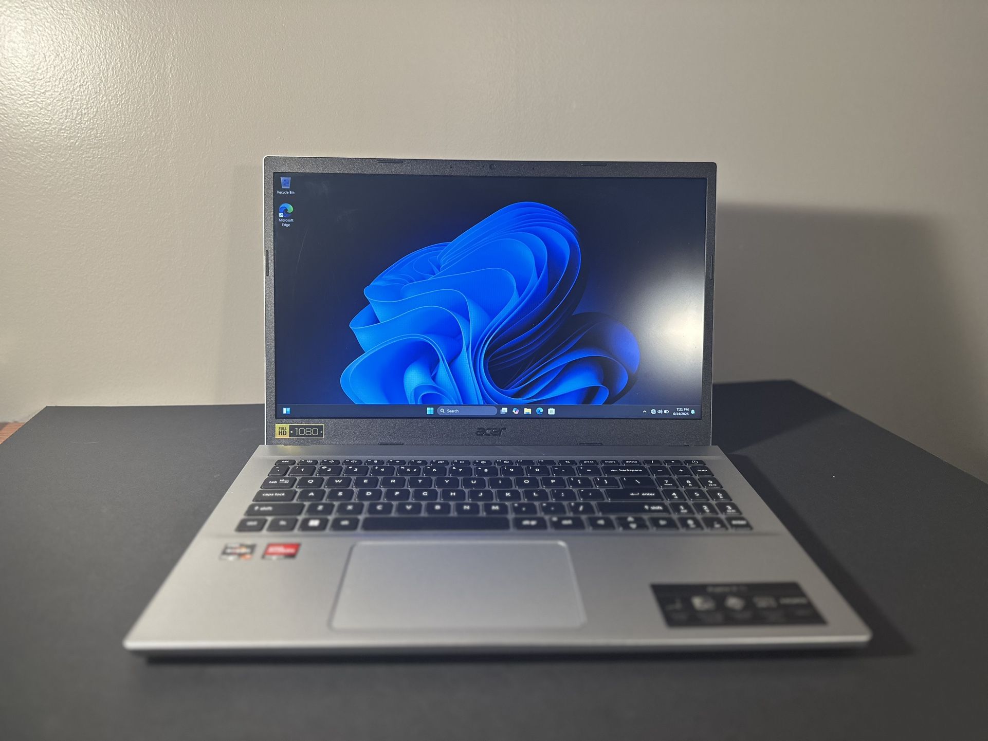 Acer Aspire 3 – Ryzen 7, 16GB RAM, 512GB SSD, Full HD – Fast & Powerful!