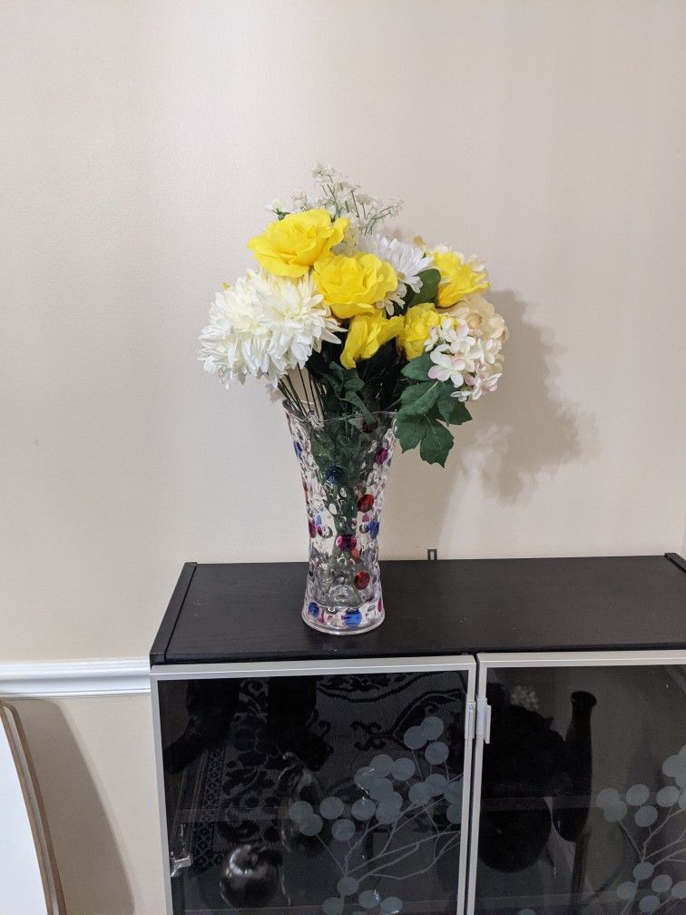 Flower Arrangement With Vase