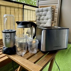 Electric Kettle Toaster Blender Bundle