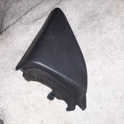 Toyota Corolla sail panel front left