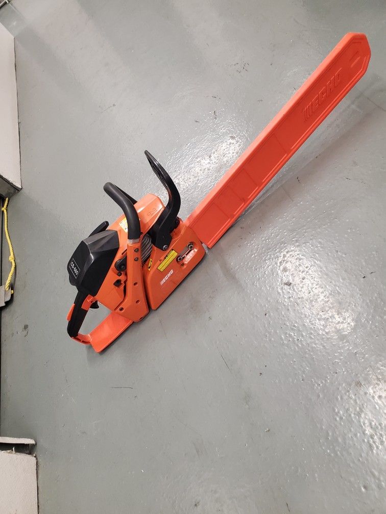 Echo Cs-680 24" Gas Chain Saw 