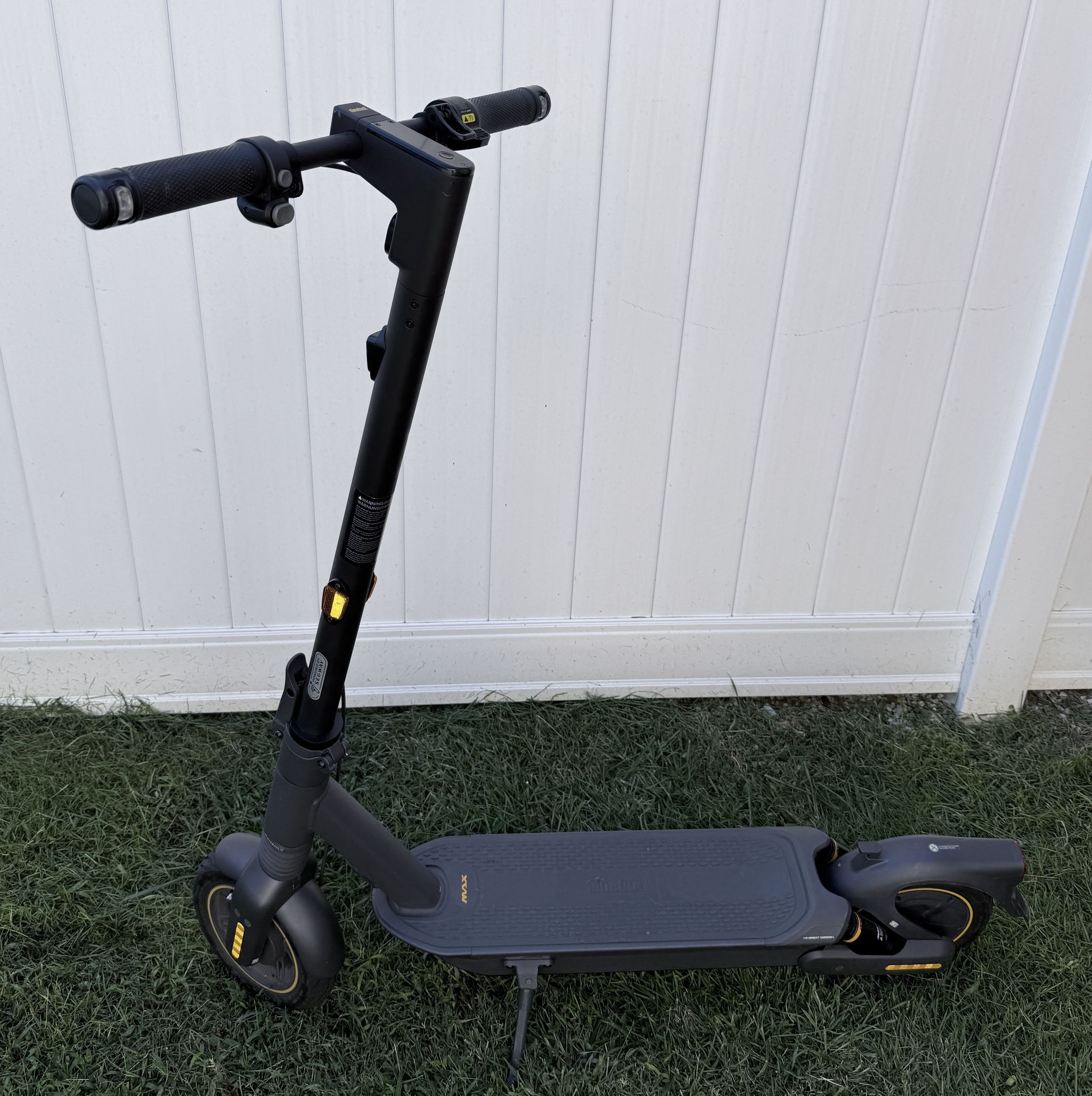 Segway Ninebot Max G2 Electric Scooter