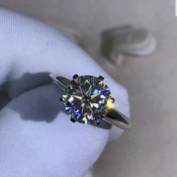 GENUINE SILVER 3 CT MOUSSANITE CLARITY: VS1 COLOR: D SOLITAIRE RONG