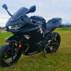 Kawasaki Ninja 400