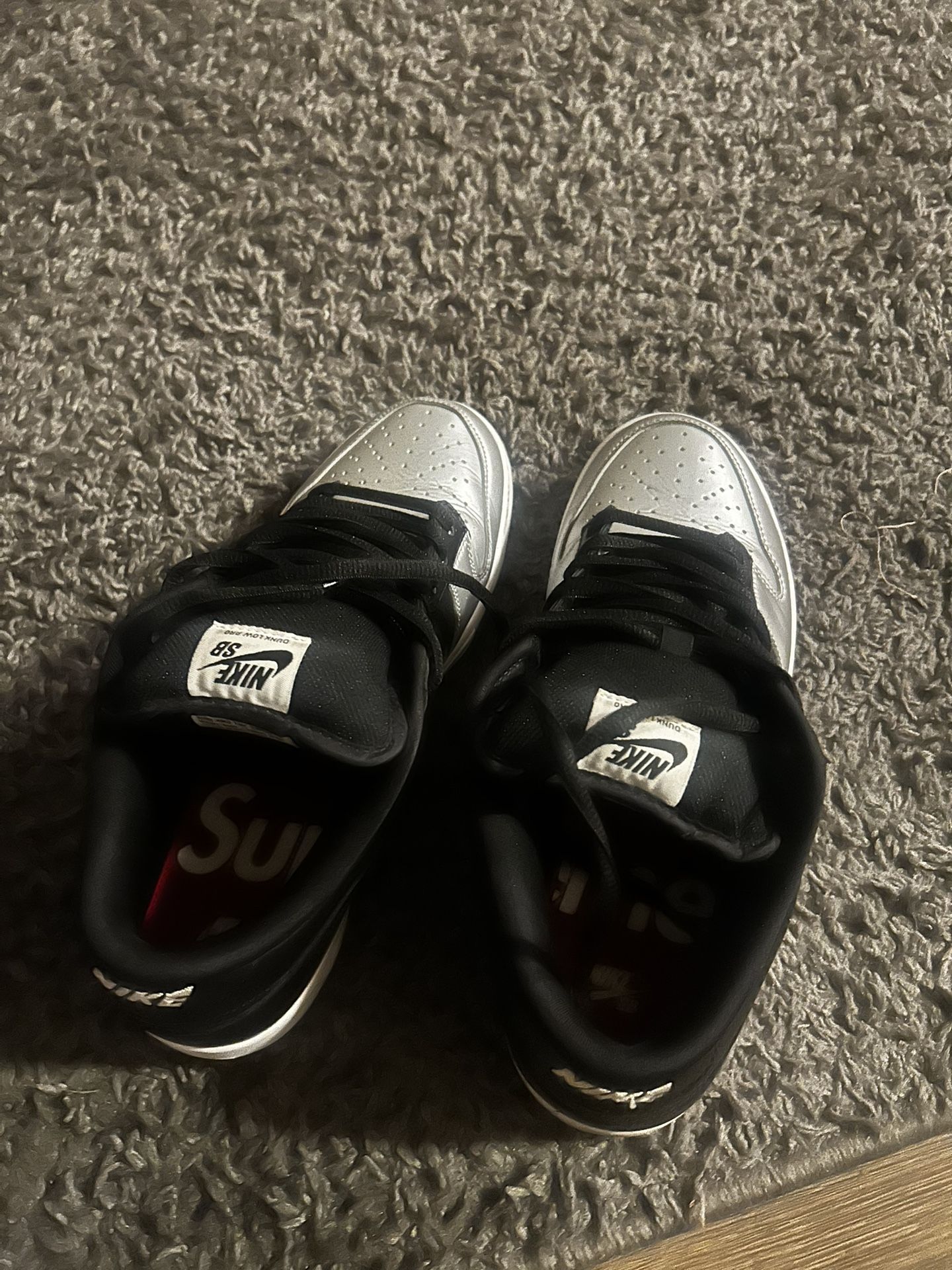Supreme Nike Sb Dunks “metallic Silver”