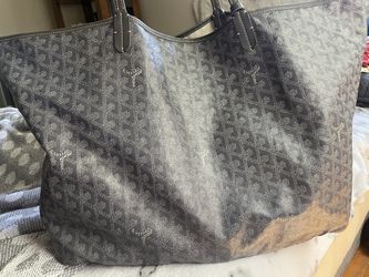 grey goyard bag