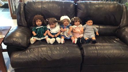 4 Vintage Pat Seacrist dolls plus 1