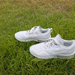 Nike Air Max White Size 9.5  Men’s