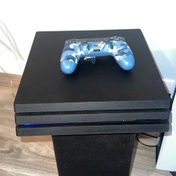 PS4 pro Console (1TB) And Controller