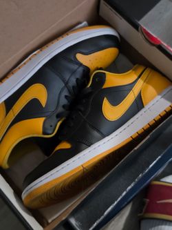 JORDAN 1 LOW OCRE YELLOW size 10