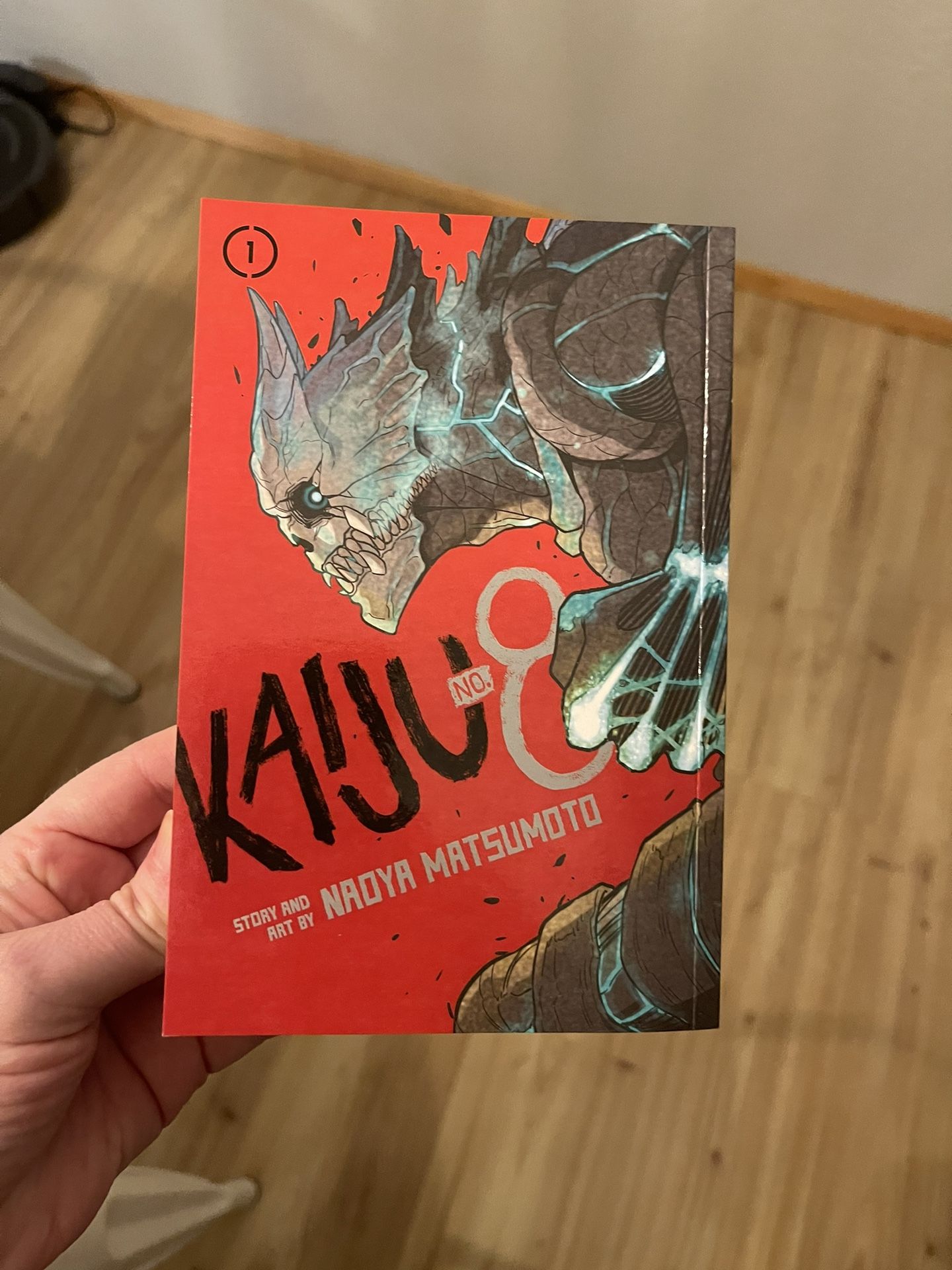 Kaiju No. 8 (book 1)