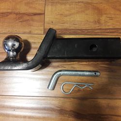 Curt Fusion Trailer Hitch Ball Mount with 2-Inch Ball & Pin - 45134 | Used - $30 | Make Offer