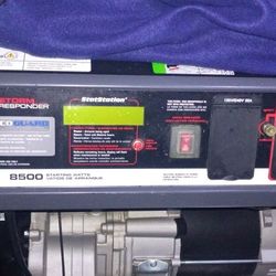 Briggs & Stratton 8500 / 6250 -Watt Gasoline Generator 