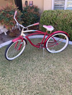 Schwinn Beach Cruiser