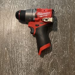 Milwaukee M12 Hammer Drill Driver