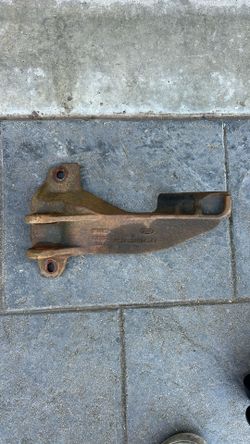Ford F350 Super duty Stock Track Bar Bracket