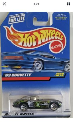 Hot Wheels 1998 Silver 1963 Chevy Corvette with X-Treme on side #1079 1:64 Scale