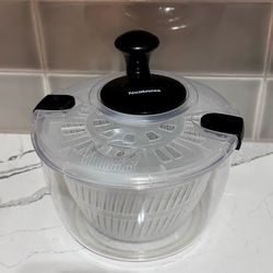 Neatness Brand Salad Spinner Black Pump Kitchen Vegetable Cleaner