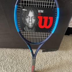 Wilson Ultra 100 v2 4 1/2" Tennis Racket Prestrung