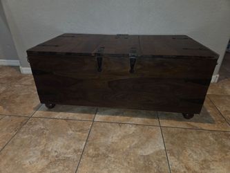 Crate & Barrel Taka solid wood coffee table / storage trunk in great condition