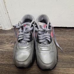 Nike Air Max 90 Size 5.5 Youth 