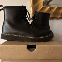 Dr. Martens 