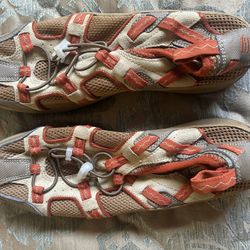 LANDS END - TREKKER WATER TRAIL HIKING SHOES Brand new  Shoes