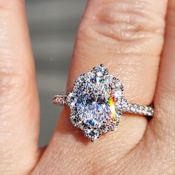 Victoria's Style Cubic Zirconia Platinum Plated Sterling Silver Ring.